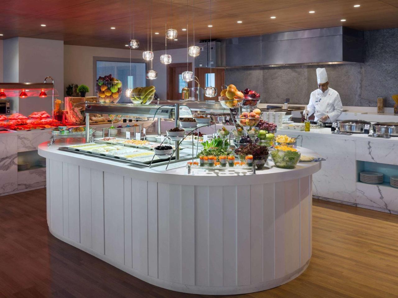 Novotel Jeddah Tahlia Kültér fotó